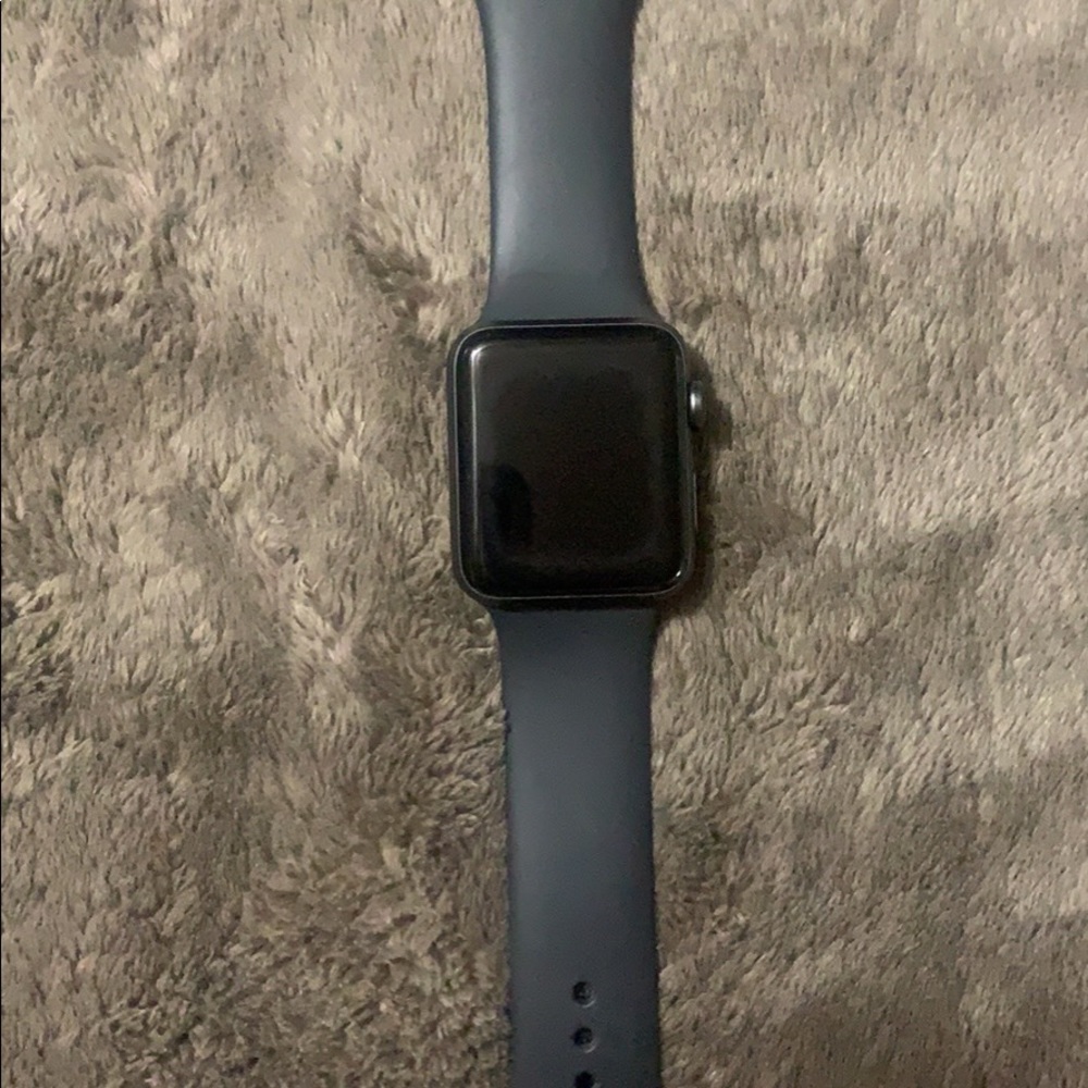 Apple Watch - Picture 2 of 2